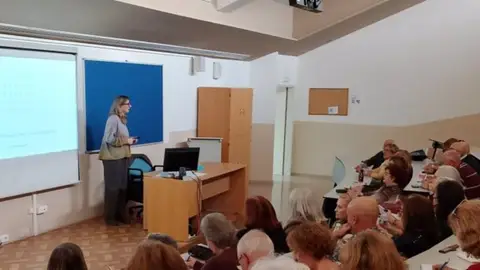 Abierto hasta el 10 de junio el periodo de matriculación de la Universidad de Mayores de Extremadura Abierto hasta el 10 de junio el periodo de matriculación de la Universidad de Mayores de Extremadura