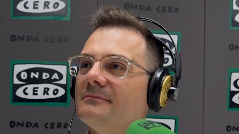 Jos&eacute; Bort en los estudios de Onda Cero Castell&oacute;n. 