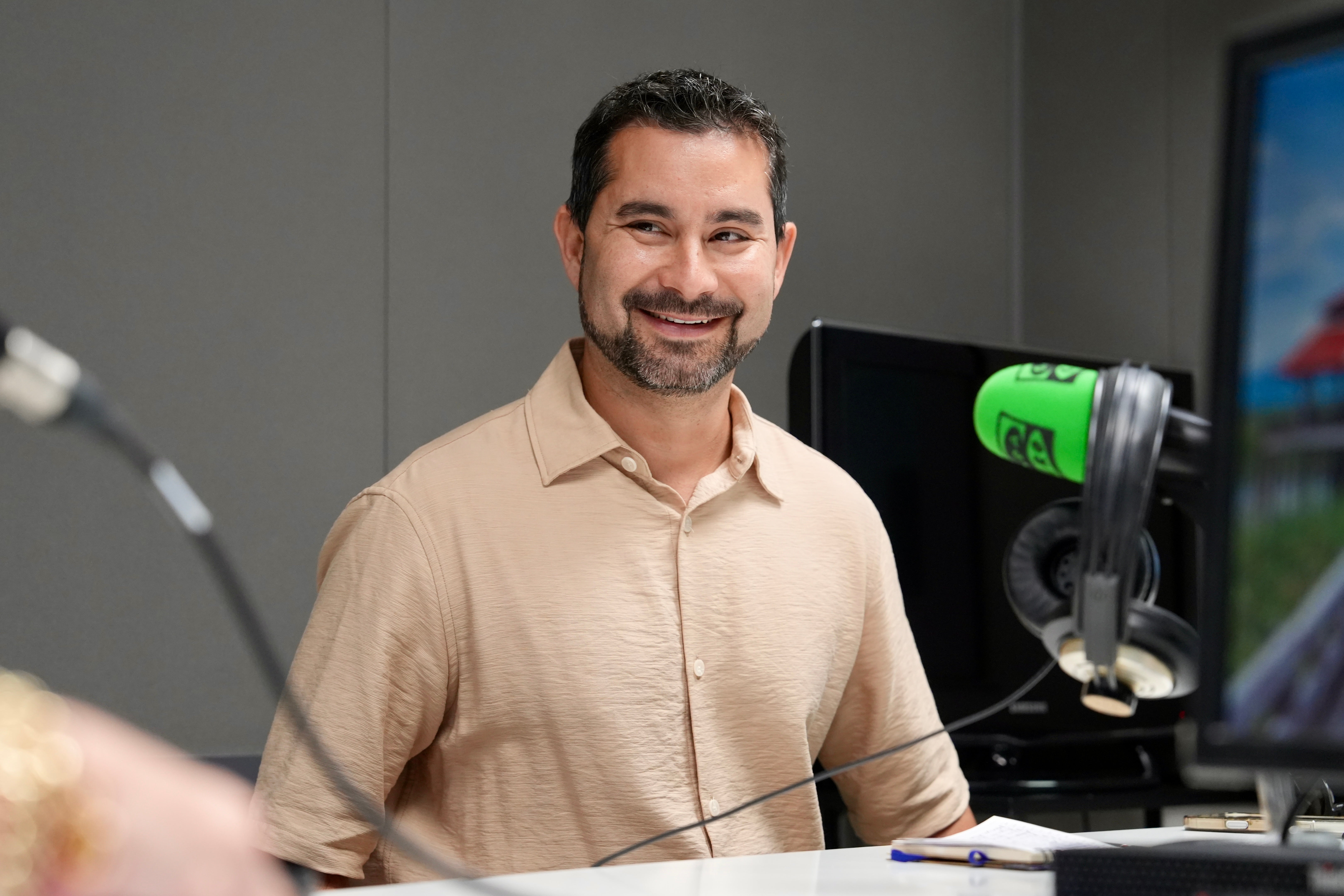 Samuel Falomir: " Hacer de los problemas de los vecinos mi agenda de trabajo” Samuel Falomir: " Hacer de los problemas de los vecinos mi agenda de trabajo”
