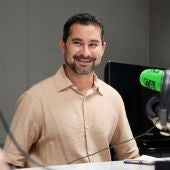 El alcalde l´Alcora, Samuel Falomir, en los estudios de Onda Cero Vila-real. 