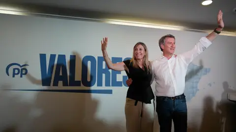 Feijóo lamenta en Cáceres que el PSOE quiera convertir a Extremadura en la "Zona Cero" de la decadencia del "Sanchismo" Feijóo lamenta en Cáceres que el PSOE quiera convertir a Extremadura en la "Zona Cero" de la decadencia del "Sanchismo"