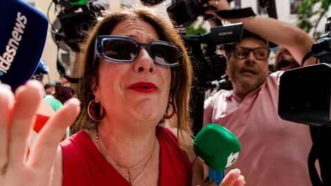 Leire Díez, en manos de los servicios jurídicos del PSOE