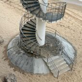 Obra finalizada de la escalera de caracol