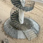Obra finalizada de la escalera de caracol Obra finalizada de la escalera de caracol