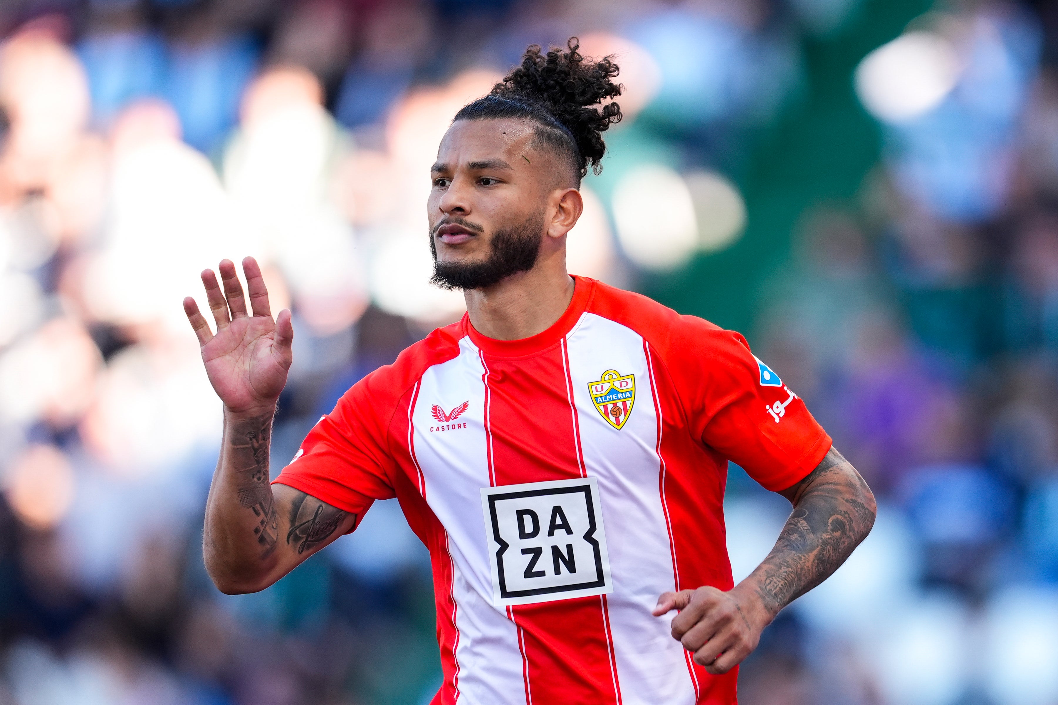 El Almería pierde a Luis Suárez para la eliminatoria ante el Oviedo El Almería pierde a Luis Suárez para la eliminatoria ante el Oviedo