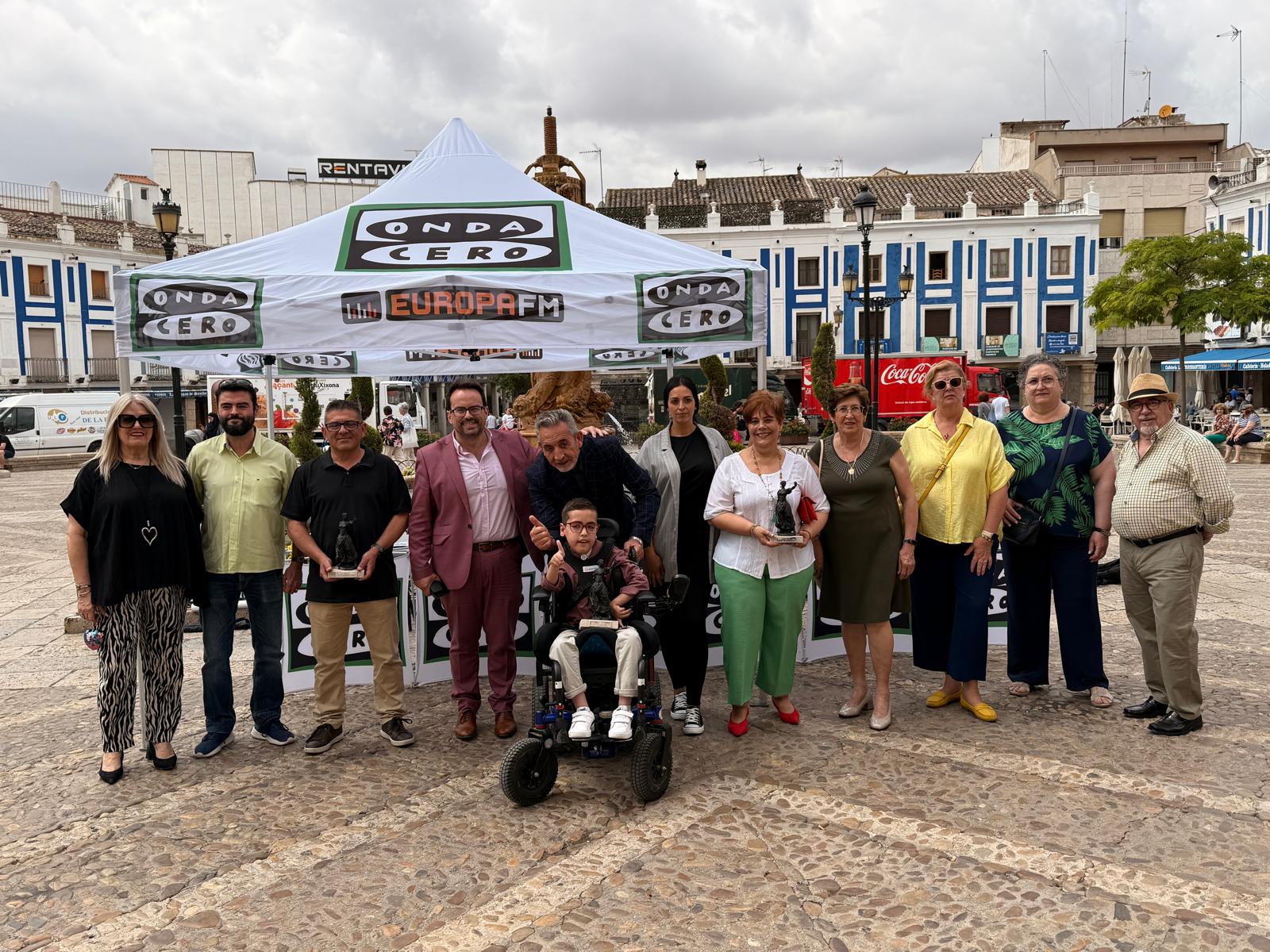 Onda Cero Valdepeñas rinde homenaje a los «Héroes del Seis de Junio 2025» Onda Cero Valdepeñas rinde homenaje a los «Héroes del Seis de Junio 2025»