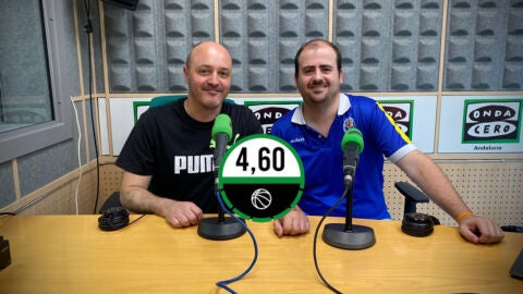 Jos&eacute; Manuel Jim&eacute;nez y Jes&uacute;s Navarro, entrenador del Atica Sevilla CB Coria.