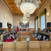 El pleno de Santiago deniega una factura relativa al autobús urbano, entre críticas por el nuevo contrato El pleno de Santiago deniega una factura relativa al autobús urbano, entre críticas por el nuevo contrato