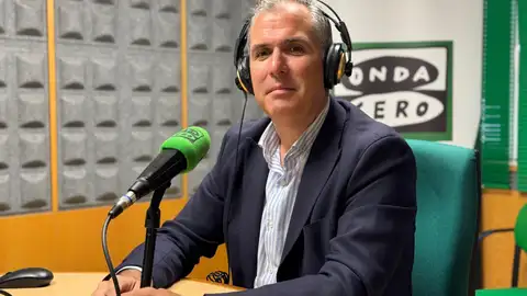 Rafa Domínguez - PP Pontevedra Rafa Domínguez en una entrevista en el estudio de Onda Cero Pontevedra