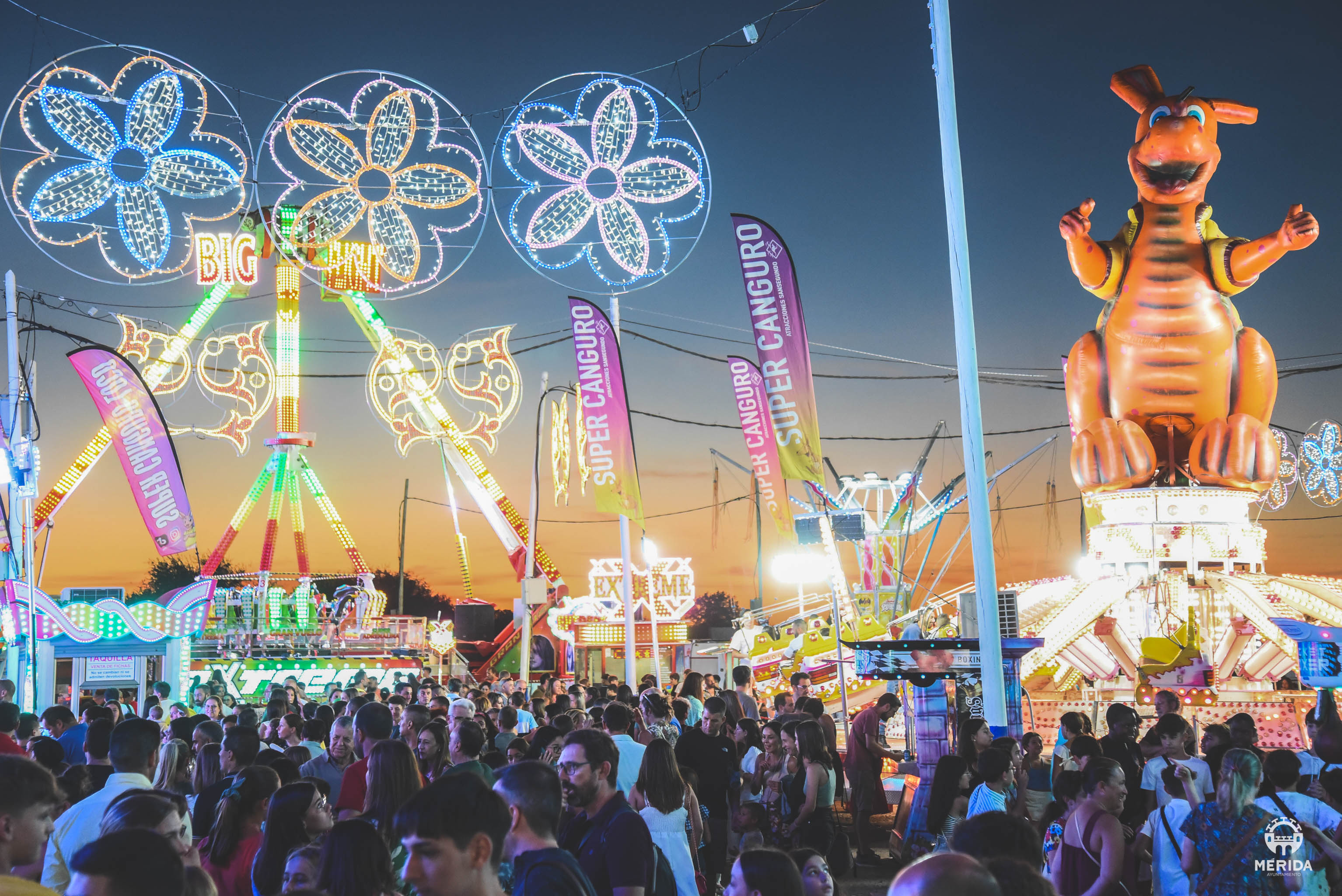 Publicadas las bases para la licitación de la explotación de la barra de la Caseta Municipal para la Feria 2025 Publicadas las bases para la licitación de la explotación de la barra de la Caseta Municipal para la Feria 2025