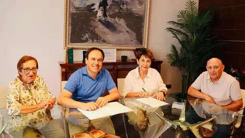 Finestrat destina 5.000 euros al club de Pensionistas Finestrat destina 5.000 euros al club de Pensionistas