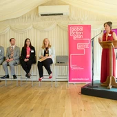 La investigadora de l'UJI Juana M. Delgado explica al Parlament del Regne Unit els efectes nocius per a la salut i el medi ambient de l'ús de cuines de gas La investigadora de l'UJI Juana M. Delgado explica al Parlament del Regne Unit els efectes nocius per a la salut i el medi ambient de l'ús de cuines de gas