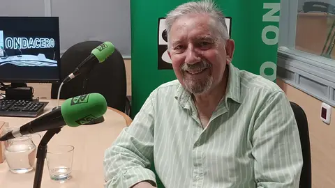 La Academia de Espectadores organiza una nueva actividad con cuatro de las compañías complutenses que actuarán en la próxima edición de Clásicos en Alcalá Francisco Peña, coordinador de la Academia de Espectadores