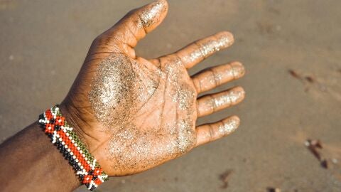 Los peligros de la purpurina: el micropl&aacute;stico que puede alterar la qu&iacute;mica de los oc&eacute;anos/ Pexels