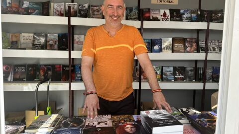 Editorial Avant en la Feria del Libro de Ceuta 2025