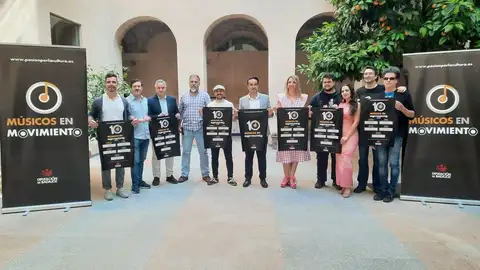 El Festival Músicos en Movimiento recala en cinco poblaciones de la provincia de Badajoz con Miriam Cantero o Bambikina El Festival Músicos en Movimiento recala en cinco poblaciones de la provincia de Badajoz con Miriam Cantero o Bambikina