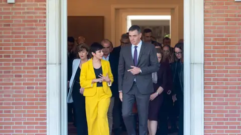 La ministra de Vivienda, Isabel Rodríguez, y el presidente del Gobierno, Pedro Sánchez. La ministra de Vivienda, Isabel Rodríguez, y el presidente del Gobierno, Pedro Sánchez.