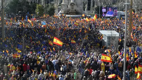 Cientos de personas durante una manifestación convocada por el PP, a 28 de enero de 2024, en Madrid (España). Cientos de personas durante una manifestación convocada por el PP, a 28 de enero de 2024, en Madrid (España).