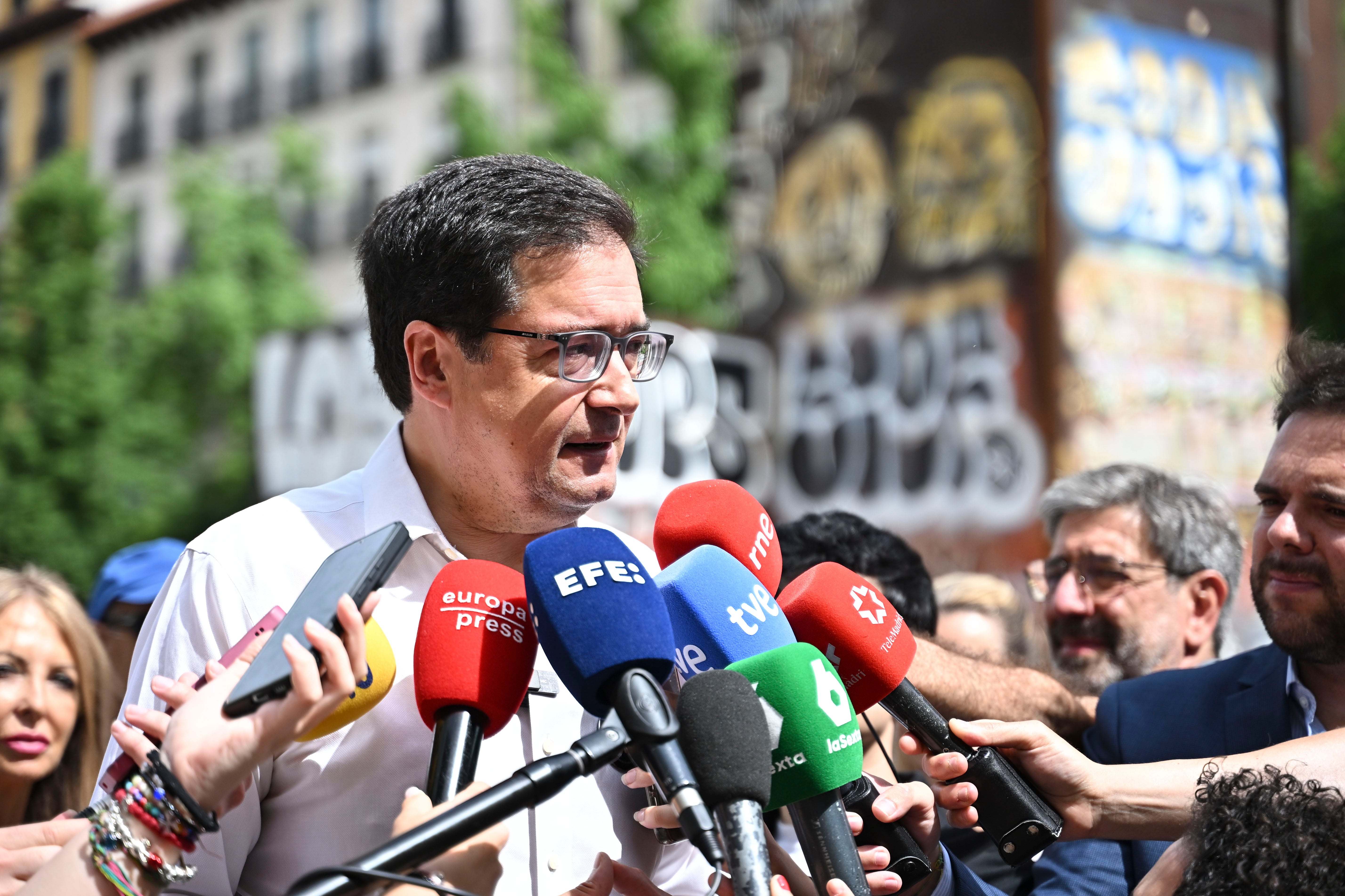 Reacciones del Gobierno a la manifestación del PP: "Han llenado Plaza de España de insultos, no de gente" Reacciones del Gobierno a la manifestación del PP: "Han llenado Plaza de España de insultos, no de gente"