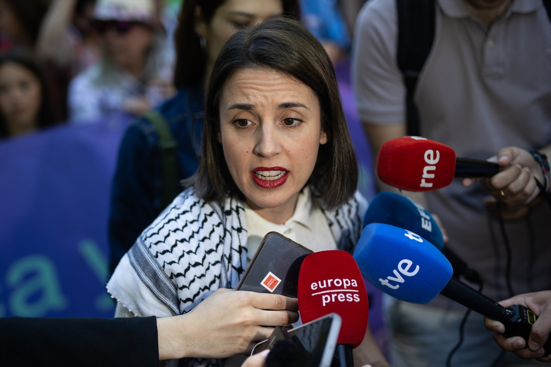 Irene Montero critica a los jueces tras el procesamiento del fiscal general: "Responde a que hay golpistas" Irene Montero critica a los jueces tras el procesamiento del fiscal general: "Responde a que hay golpistas"