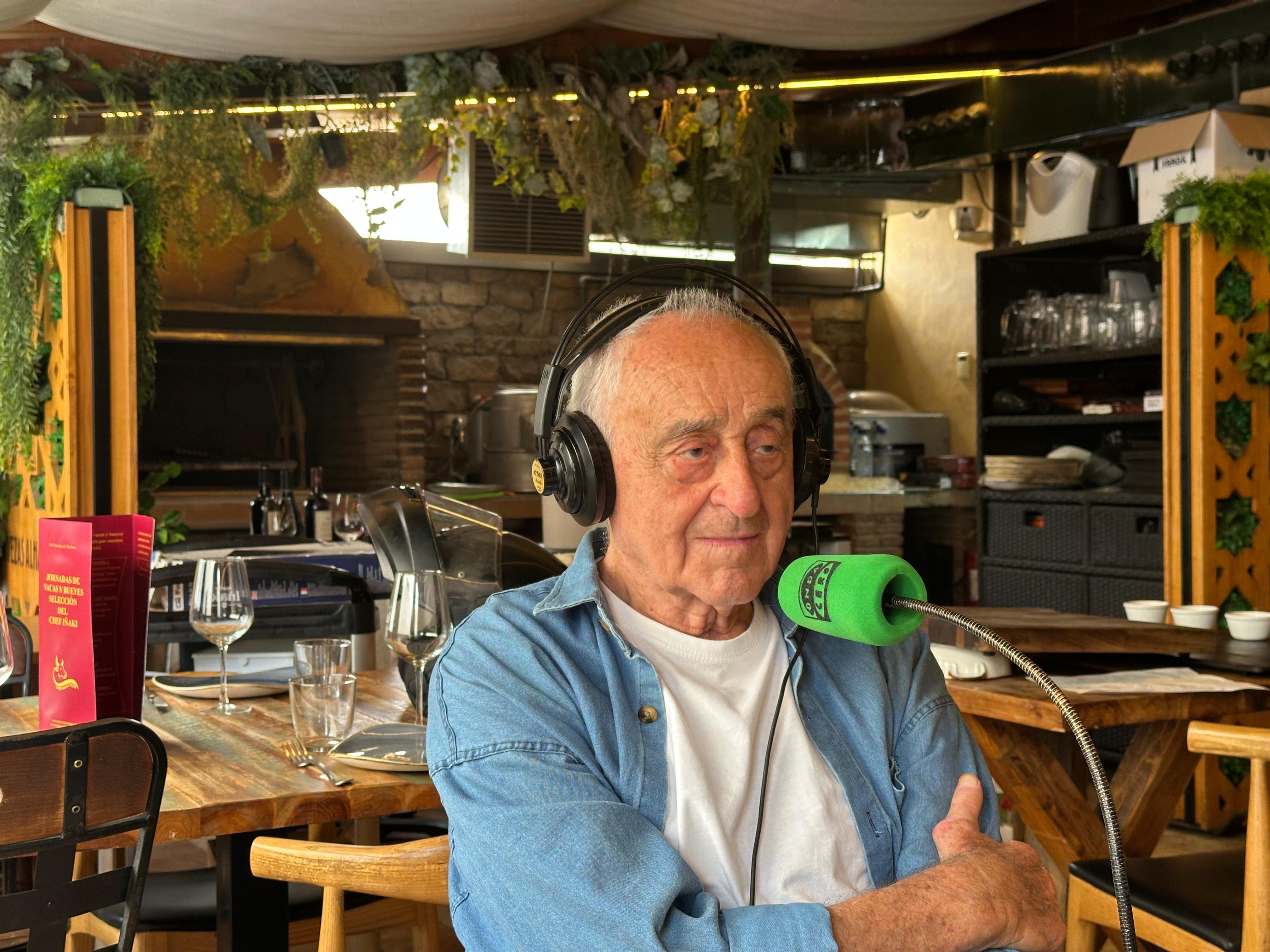 Pepe Laso: "Unicaja es líder en la filosofía no a las estrellas sí al trabajo colectivo" Pepe Laso: "Unicaja es líder en la filosofía no a las estrellas sí al trabajo colectivo"