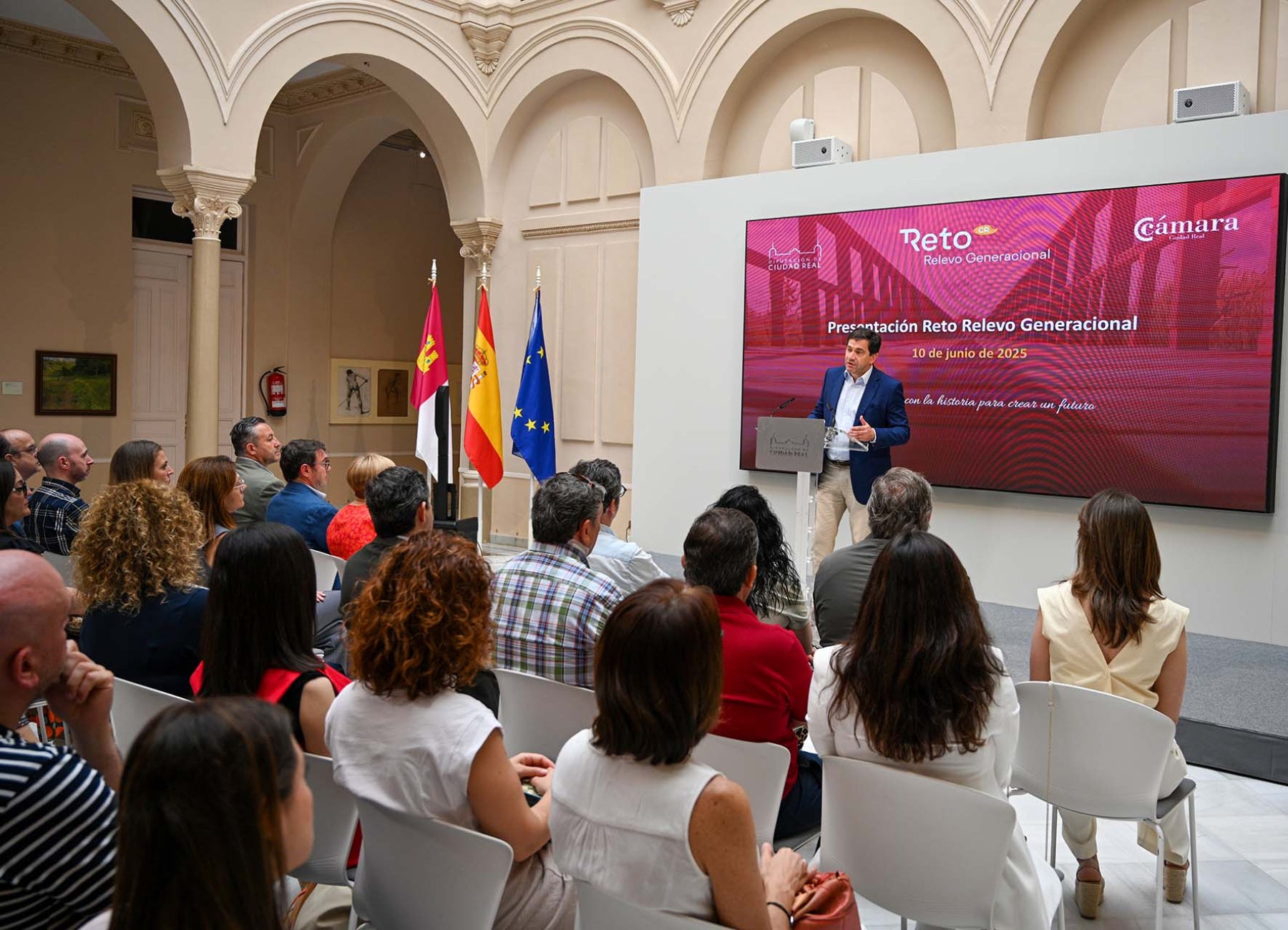 Diputación y Cámara de Comercio impulsan el programa "Relevo Generacional" para empresas y negocios de Ciudad Real Diputación y Cámara de Comercio impulsan el programa "Relevo Generacional" para empresas y negocios de Ciudad Real