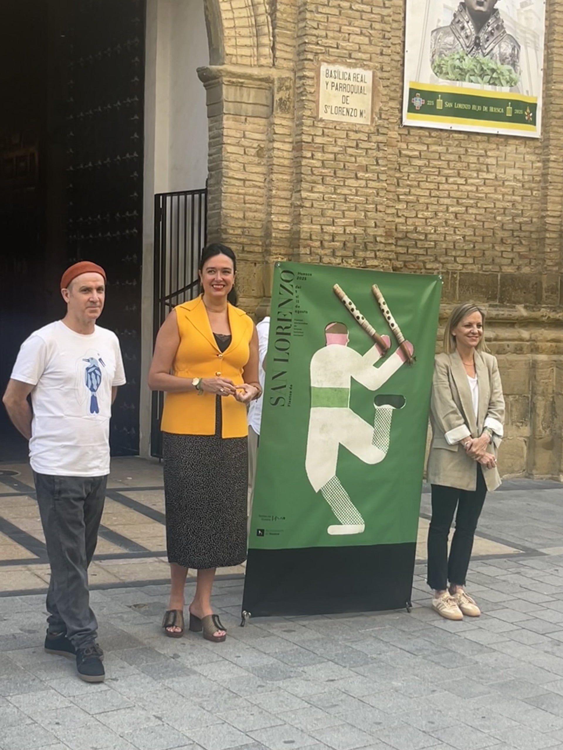Un danzante blandiendo los palos protagoniza el cartel de las fiestas de Huesca Un danzante blandiendo los palos protagoniza el cartel de las fiestas de Huesca