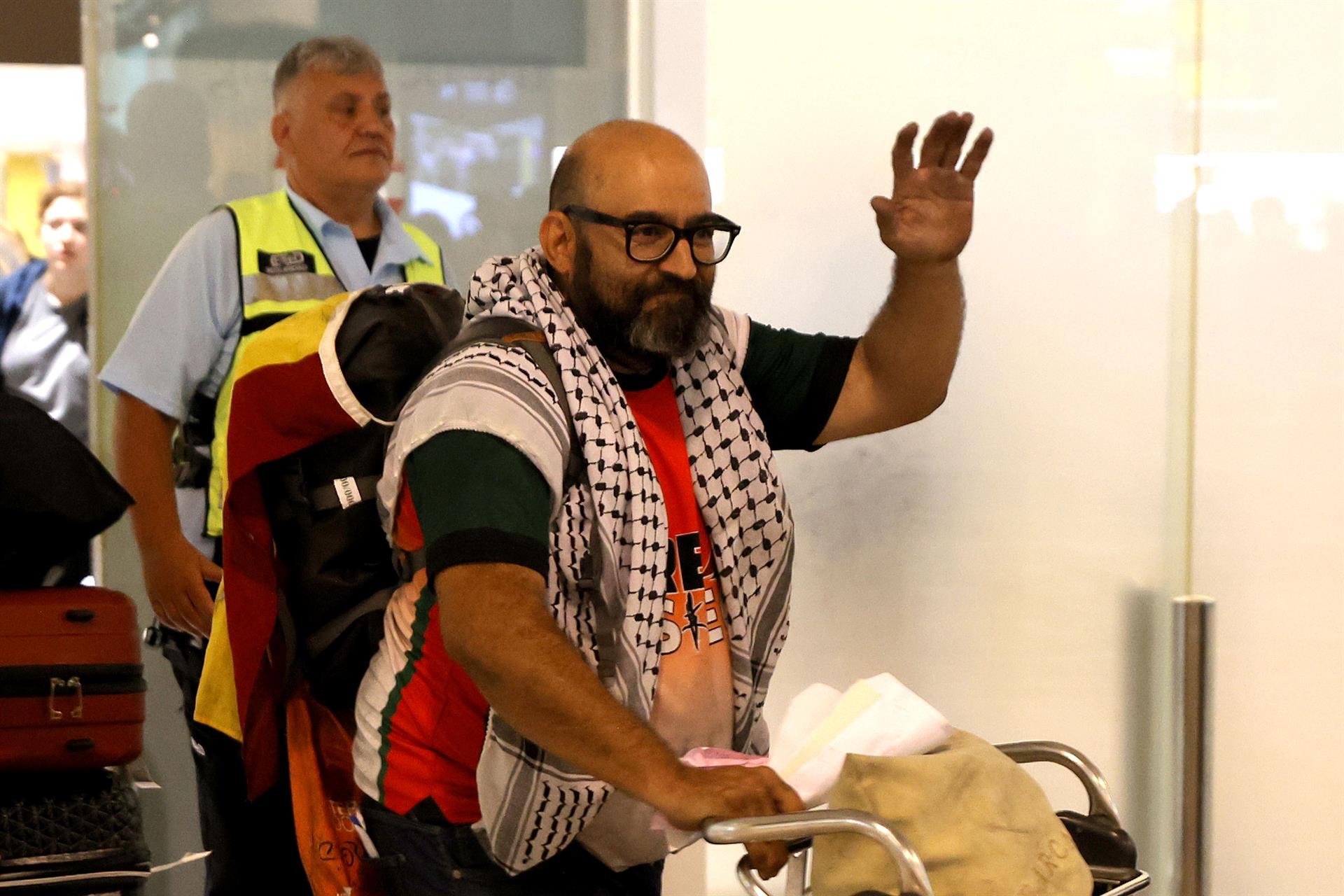 Entrevista a Sergio Toribio, activista riojano en la embarcación interceptada que trataba de llevar ayuda humanitaria a Gaza Entrevista a Sergio Toribio, activista riojano en la embarcación interceptada que trataba de llevar ayuda humanitaria a Gaza