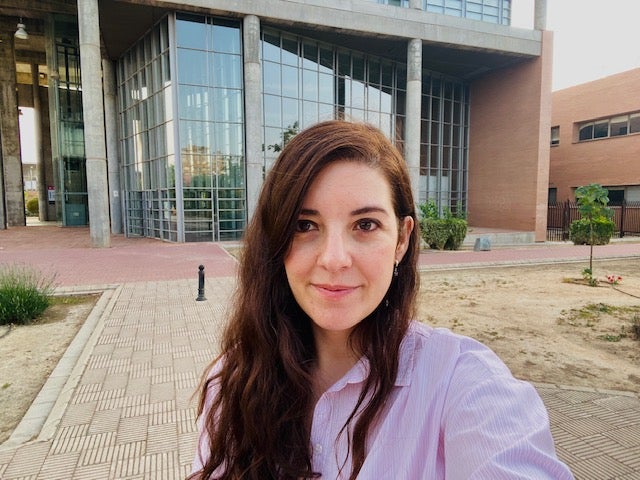 Una investigación de la UCLM advierte que hablar en bucle por WhatsApp afecta a la salud mental Una investigación de la UCLM advierte que hablar en bucle por WhatsApp afecta a la salud mental