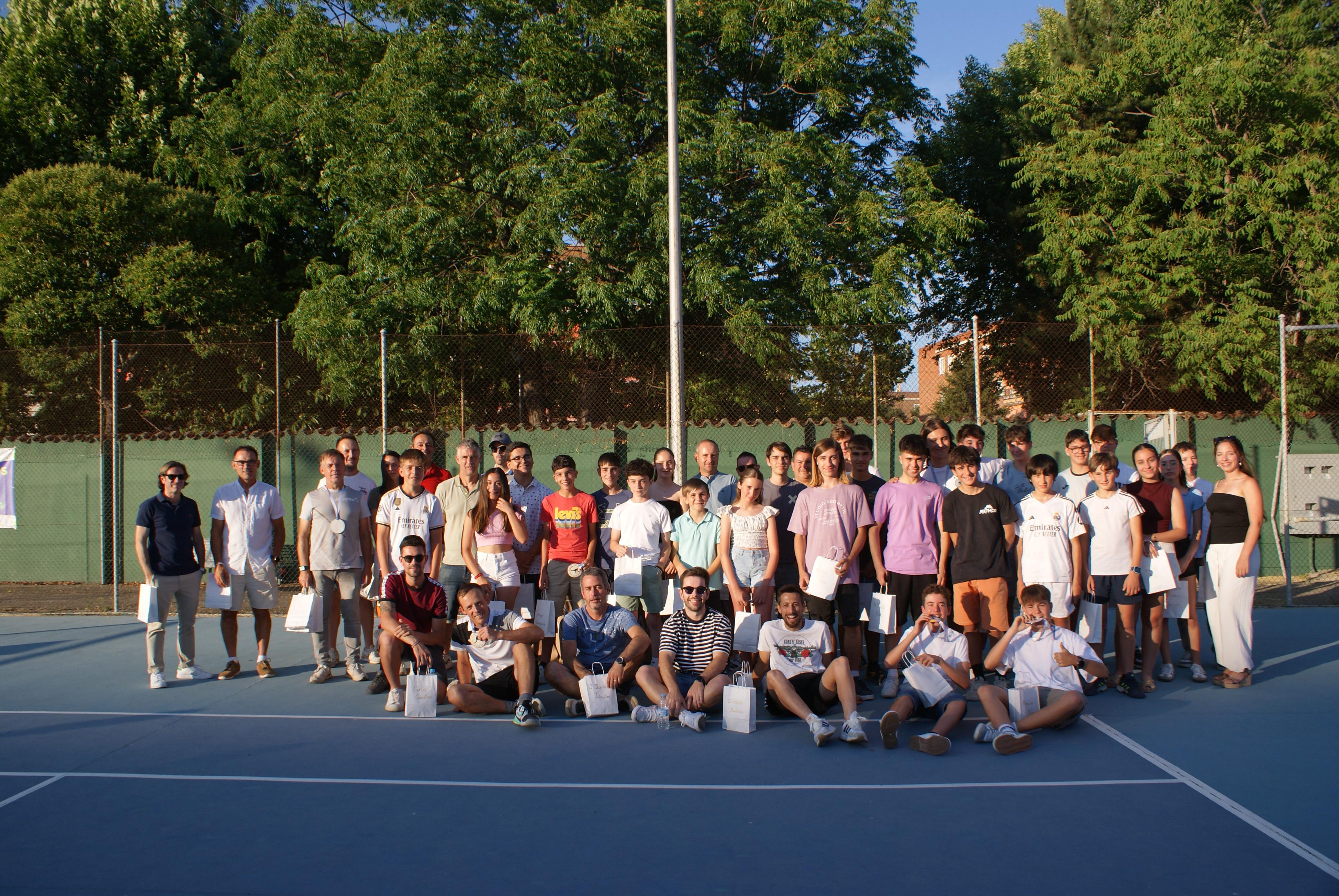 ÉXITO DE PARTICIPACIÓN EN LA 12ª EDICIÓN DE LA LIGA DE TENIS ETP TALAVERA ÉXITO DE PARTICIPACIÓN EN LA 12ª EDICIÓN DE LA LIGA DE TENIS ETP TALAVERA