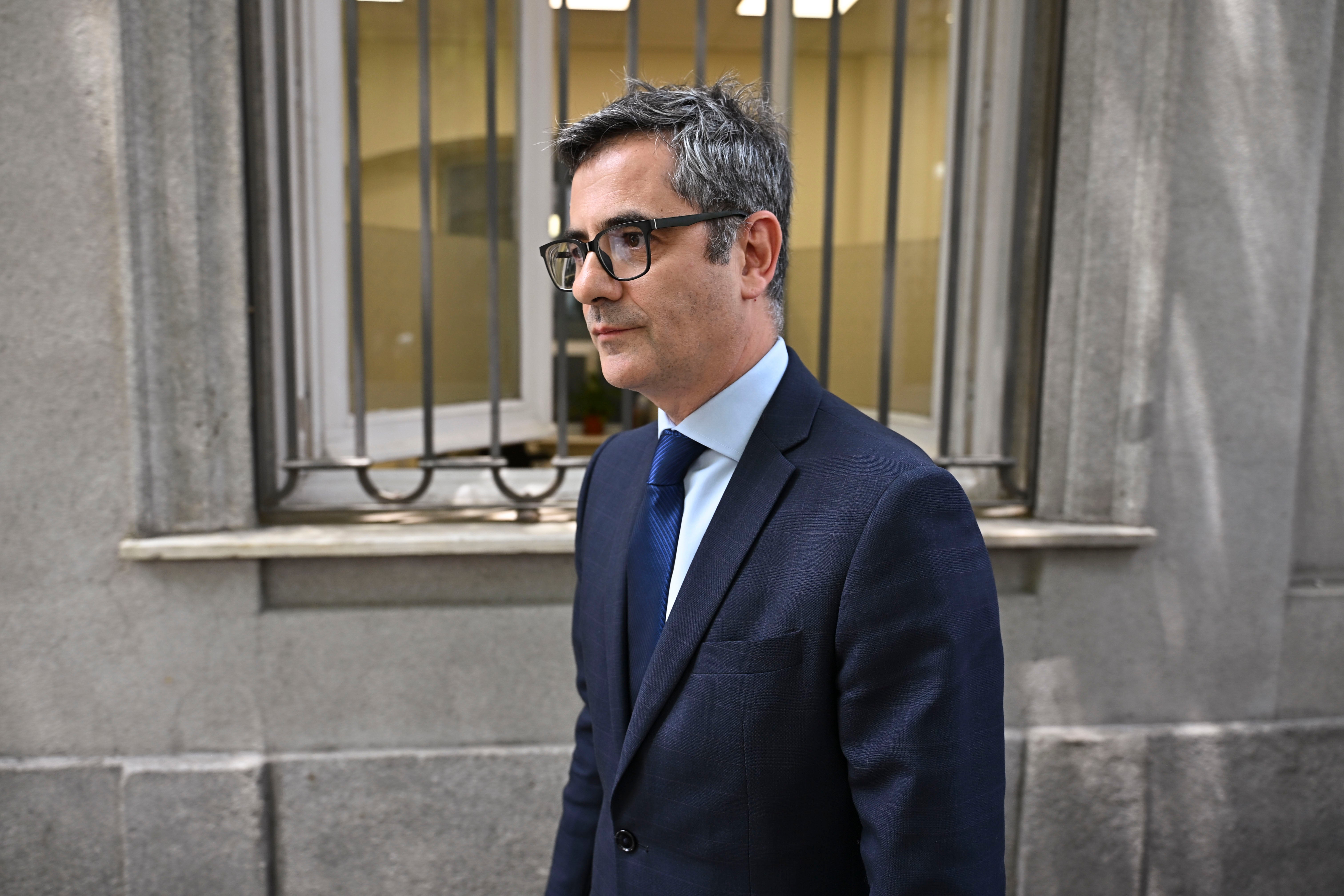 El juez del caso Begoña Gómez pide al Supremo que investigue a Bolaños por malversación y falso testimonio El juez del caso Begoña Gómez pide al Supremo que investigue a Bolaños por malversación y falso testimonio