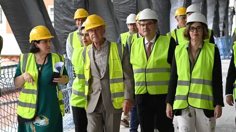 Norman Foster visita las obras del Bellas Artes Norman Foster visita las obras del Bellas Artes