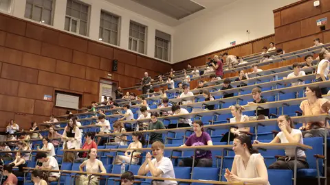 El 97,51% de los alumnos aragoneses ha aprobado los exámenes de la PAU El 97,51% de los alumnos aragoneses ha aprobado los exámenes de la PAU
