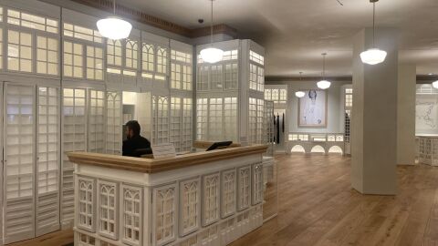 Primera tienda de Zara en el mundo, remodelada en 2025 al cumplir 50 años