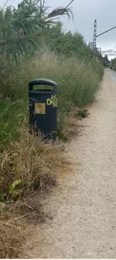 La Asociación de Vecinos de Teis denuncia la falta de mantenimiento de la Vía Verde La Asociación de Vecinos de Teis denuncia la falta de mantenimiento de la Vía Verde