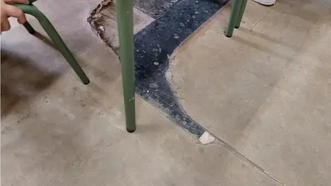 Casi 34.000 euros en renovar el suelo de vinilo de diez aulas de Educación Infantil en cuatro colegios Casi 34.000 euros en renovar el suelo de vinilo de diez aulas de Educación Infantil en cuatro colegios