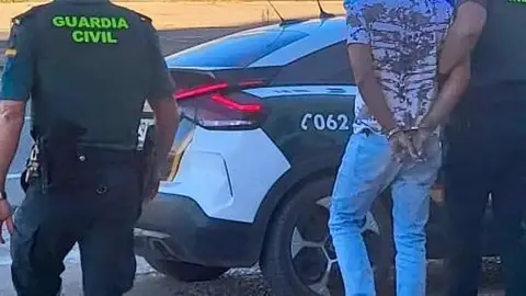 Dos detenidos por robar 85 jamones ibéricos de un secadero de Montánchez, valorados en 24.000 euros Dos detenidos por robar 85 jamones ibéricos de un secadero de Montánchez, valorados en 24.000 euros