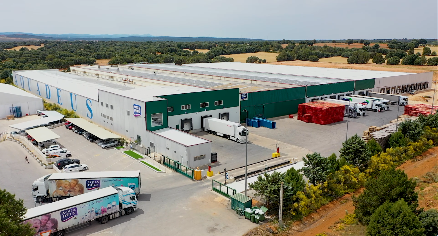 Aquadeus entre las tres mejores empresas de agua mineral natural en España Aquadeus entre las tres mejores empresas de agua mineral natural en España