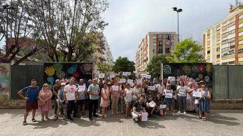 Concentración en defensa de las plantillas de profesores en centros para adultos. Concentración en defensa de las plantillas de profesores en centros para adultos.
