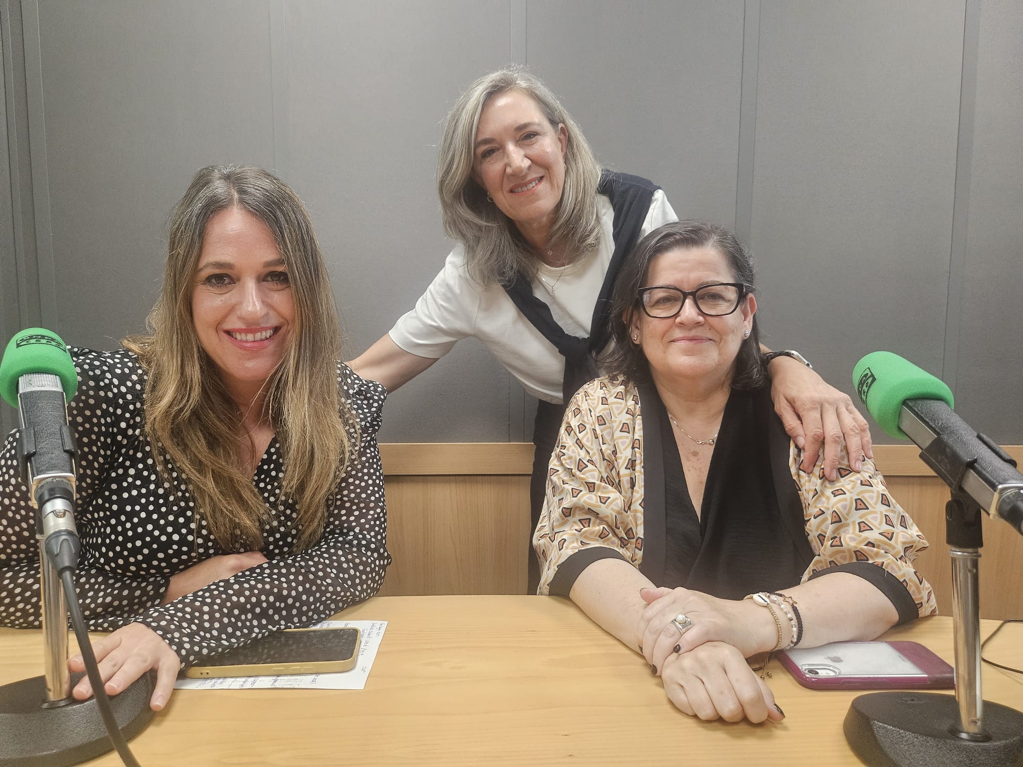 Tertulia con la Asociación Mujeres de Empresa Tertulia con la Asociación Mujeres de Empresa