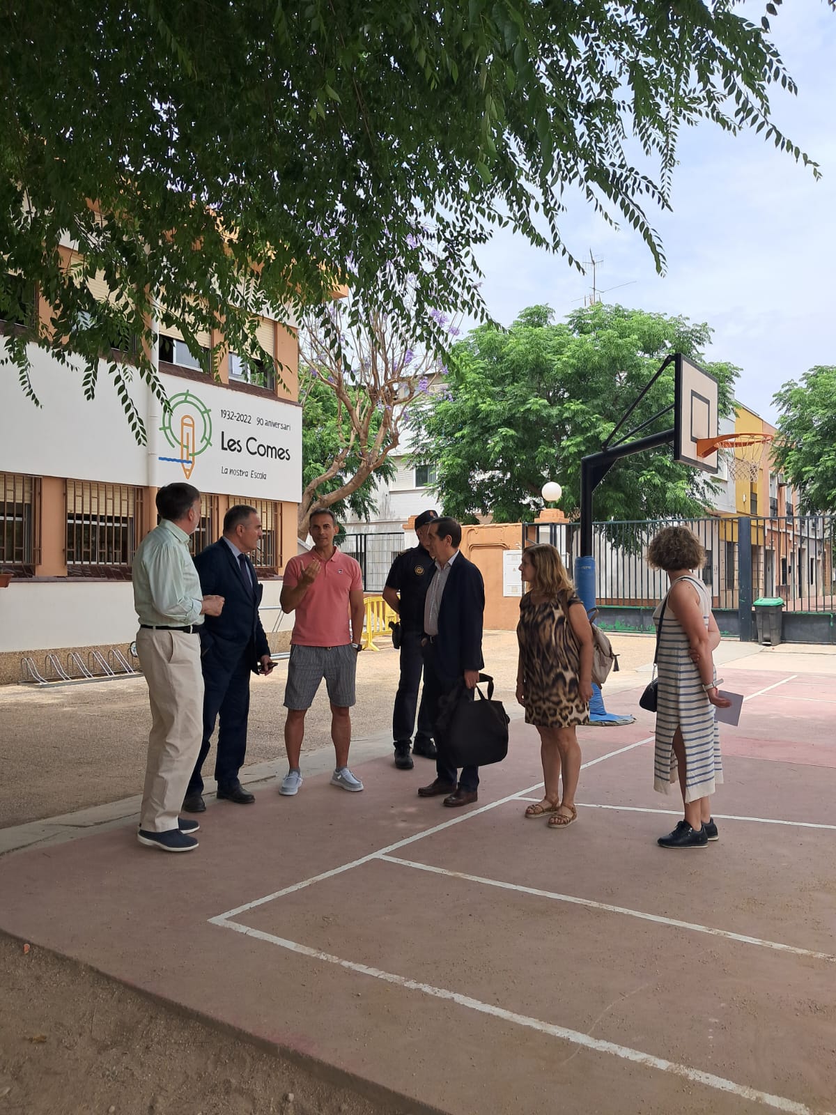 El conseller Gan Pampols se reúne con los alcaldes de Alzira y l’Alcúdia para coordinar y priorizar actuaciones El conseller Gan Pampols se reúne con los alcaldes de Alzira y l’Alcúdia para coordinar y priorizar actuaciones