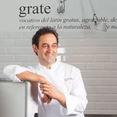 El maestro heladero Fernando Sáenz difunde el sabor de la breva con su creación 'Sombra de higuera' El maestro heladero Fernando Sáenz difunde el sabor de la breva con su creación 'Sombra de higuera'