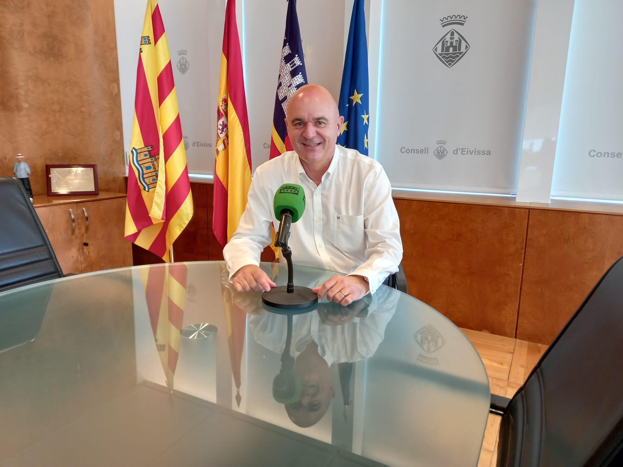 Vicent Marí: "Ibiza no quiere morir de éxito y por eso necesita límites para lograr un equilibrio entre turismo y calidad de vida" Vicent Marí: "Ibiza no quiere morir de éxito y por eso necesita límites para lograr un equilibrio entre turismo y calidad de vida"