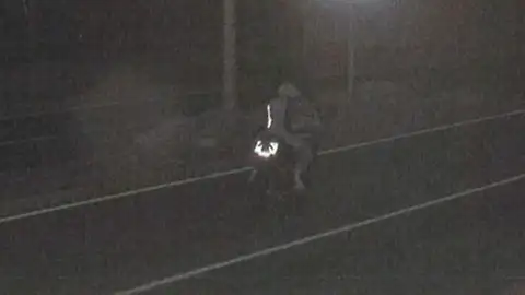 Identifican a conductor que circuló a más del doble de velocidad en Castellón intentando ocultar la matrícula Identifican a conductor que circuló a más del doble de velocidad en Castellón intentando ocultar la matrícula