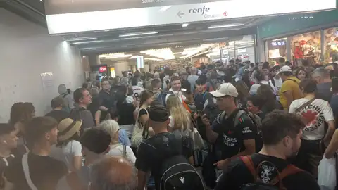 Pasajeros en el estación de Atocha Pasajeros en el estación de Atocha