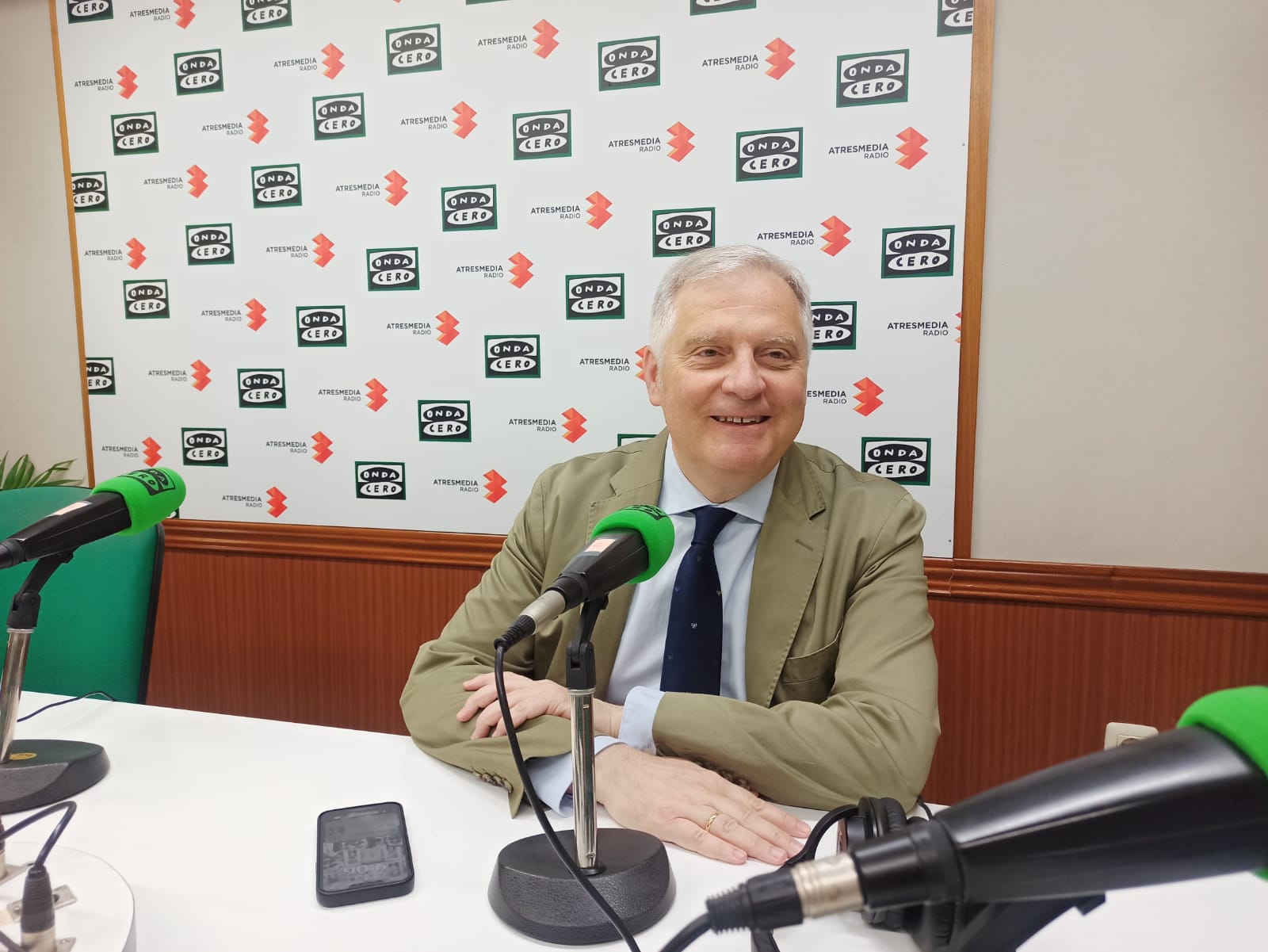 Cañizares avanza que los ciudadanos podrán acceder a miles de documentos del Archivo Municipal de Ciudad Real "a un golpe de click" Cañizares avanza que los ciudadanos podrán acceder a miles de documentos del Archivo Municipal de Ciudad Real "a un golpe de click"