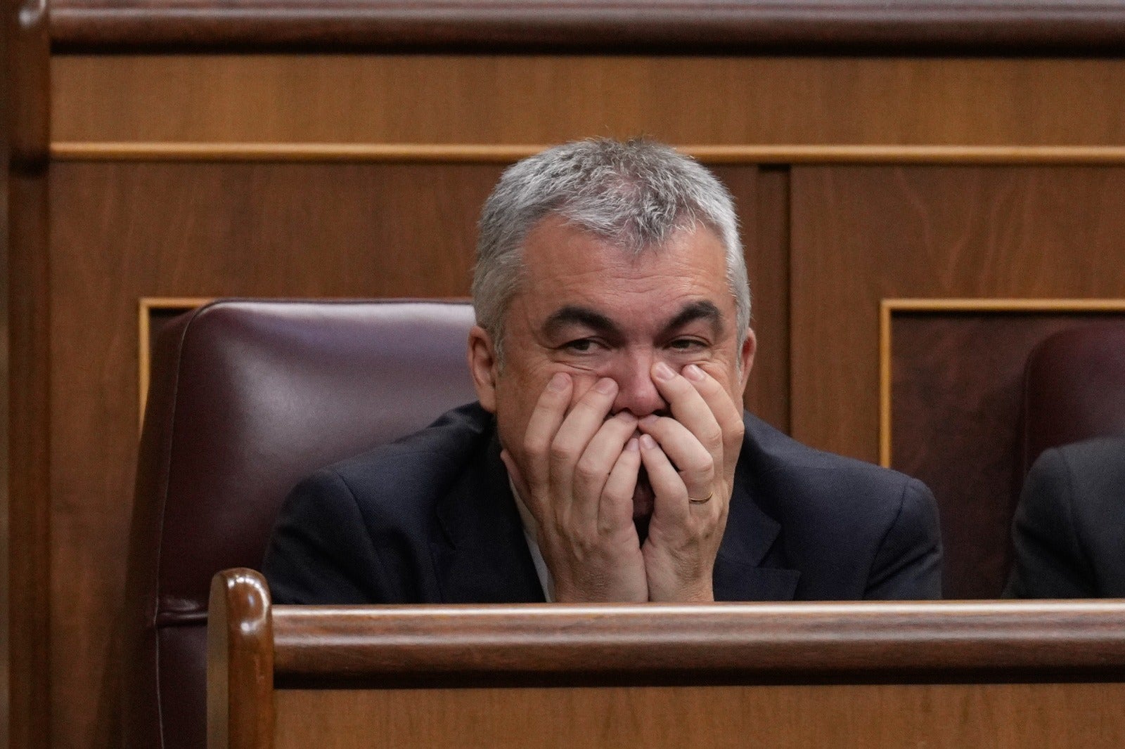 Santos Cerdán dimite de todos sus cargos y entrega su acta de diputado tras el informe de la UCO Santos Cerdán dimite de todos sus cargos y entrega su acta de diputado tras el informe de la UCO
