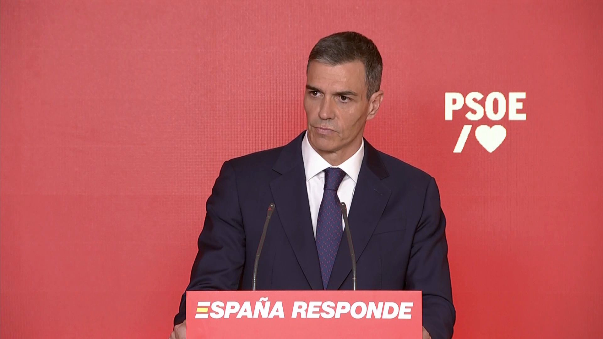 Dos extremeños entre los 38 excargos del PSOE que urgen a Sánchez su renuncia como líder del partido y congreso Dos extremeños entre los 38 excargos del PSOE que urgen a Sánchez su renuncia como líder del partido y congreso