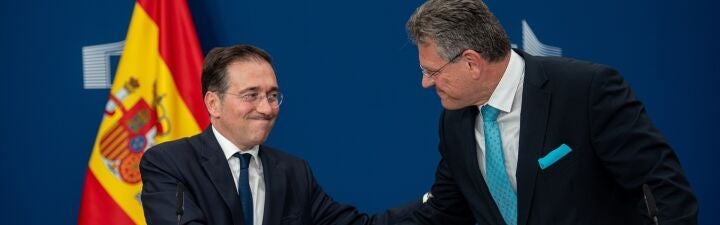 ¿Cree que España ha renunciado a la soberanía fiscal y territorial sobre Gibraltar?