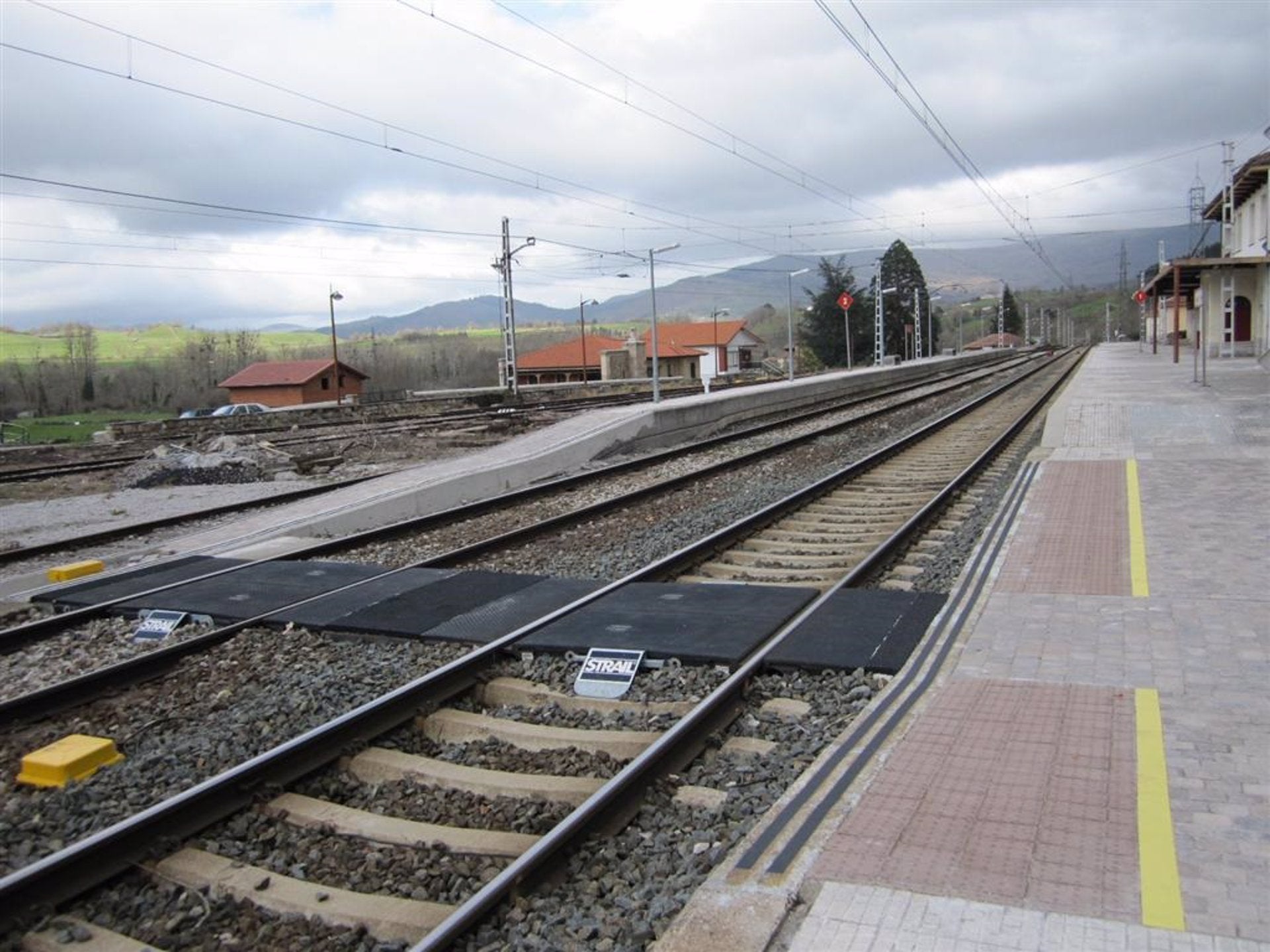 Los trenes entre Bárcena y Reinosa quedan interrumpidos por obras Los trenes entre Bárcena y Reinosa quedan interrumpidos por obras